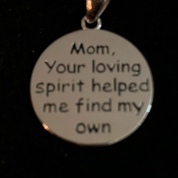 (“MoM”)Pendant Necklace Sterling Silver - Picture 2 of 5